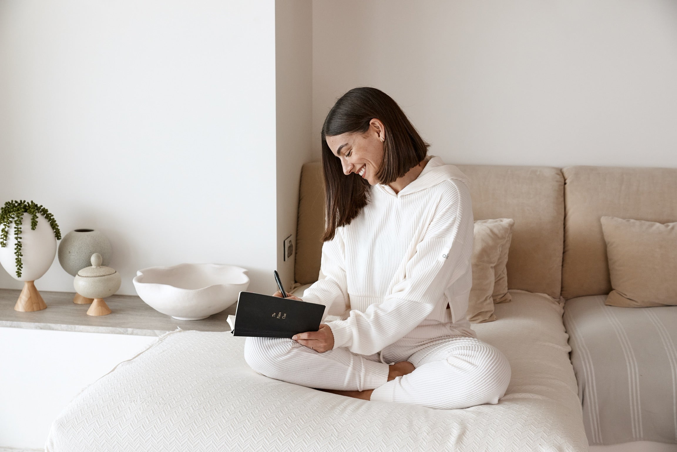 Why You Need a Digital Detox (and How to Take One Without Feeling FOMO)